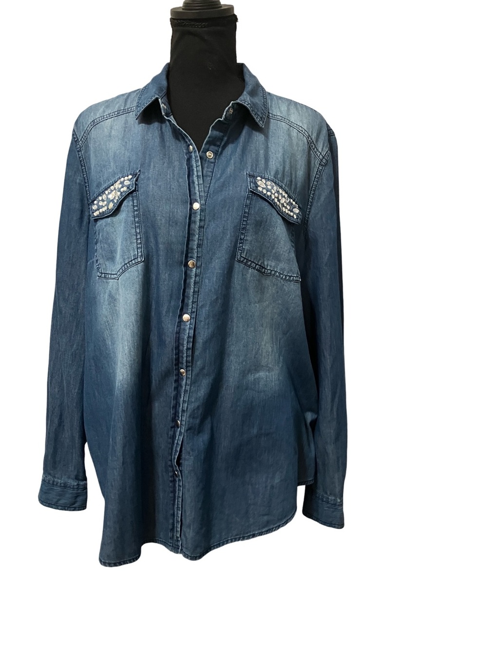 Earl Jeans Washed Blue Denim Button-Down Shirt with Studded Pockets XL